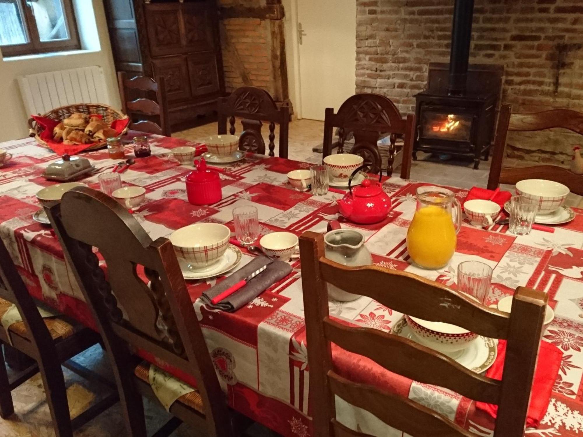 A La Poularde B&B Curciat-Dongalon Экстерьер фото